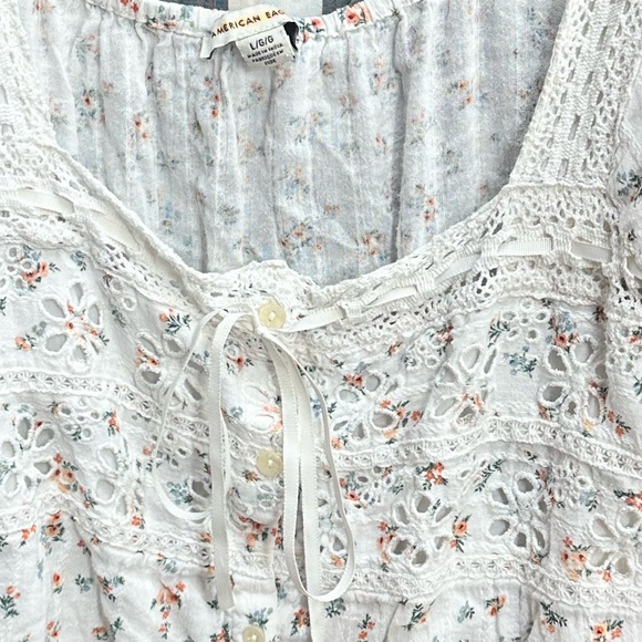 American Eagle Floral Blouse Size L In White Lace Puff-Sleeve Blouse 3/4 Sleeves - Picture 2 of 7